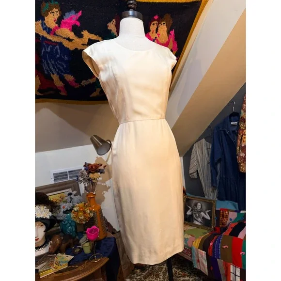 Christy Rilling Studio Cream Silk Wrap Back Sheath Dress Ivory Cap Sleeve - Picture 9 of 9